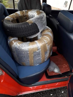 Perfect courier for the new Michelins!