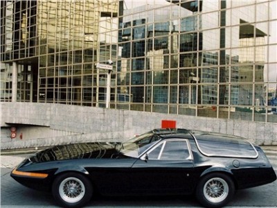Ferrari_365_GTB4_Panther_Shooting_Break_1975_01.jpg