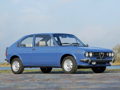 Blue Alfasud Ti 1976.jpg