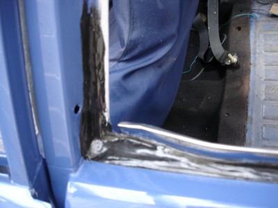 76 sud tidy up and respray 002.JPG