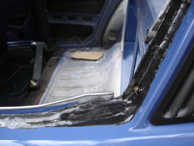 76 sud tidy up and respray 001.JPG