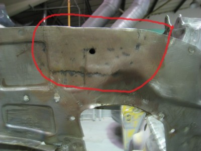 IMG_2969 Front OS inner wing flange poor quality repair needs redoing.jpg