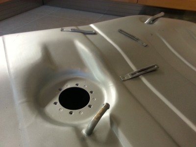 Alfa 33 fuel tank pic 3.jpg