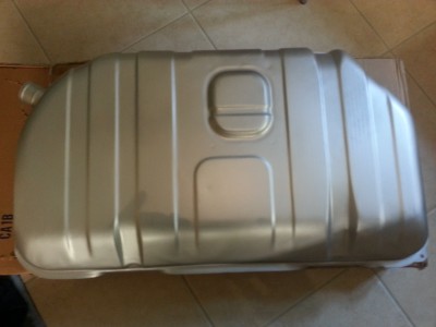 Alfa 33 fuel tank pic 4.jpg