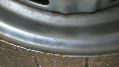 steel_rims_5J_manufactured_in_1974_silver_colour_date_code.jpg