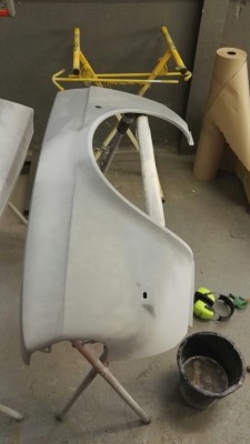 Alfa Sud 75.jpg (368 KiB) Viewed 27214 times Ready for top coat next