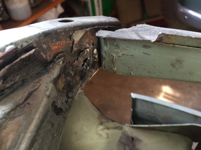 This area was a right mess. Had to cut the bonnet stay off as it had been welded on. I think I've sourced one now